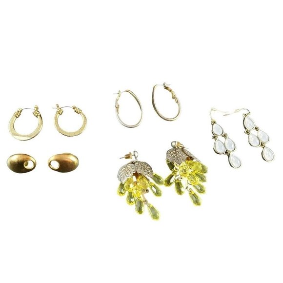 VINTAGE Jewelry- Gold Tone Beaded Dangle Teardrop Earrings- Lot of 5! - Picture 2 of 8